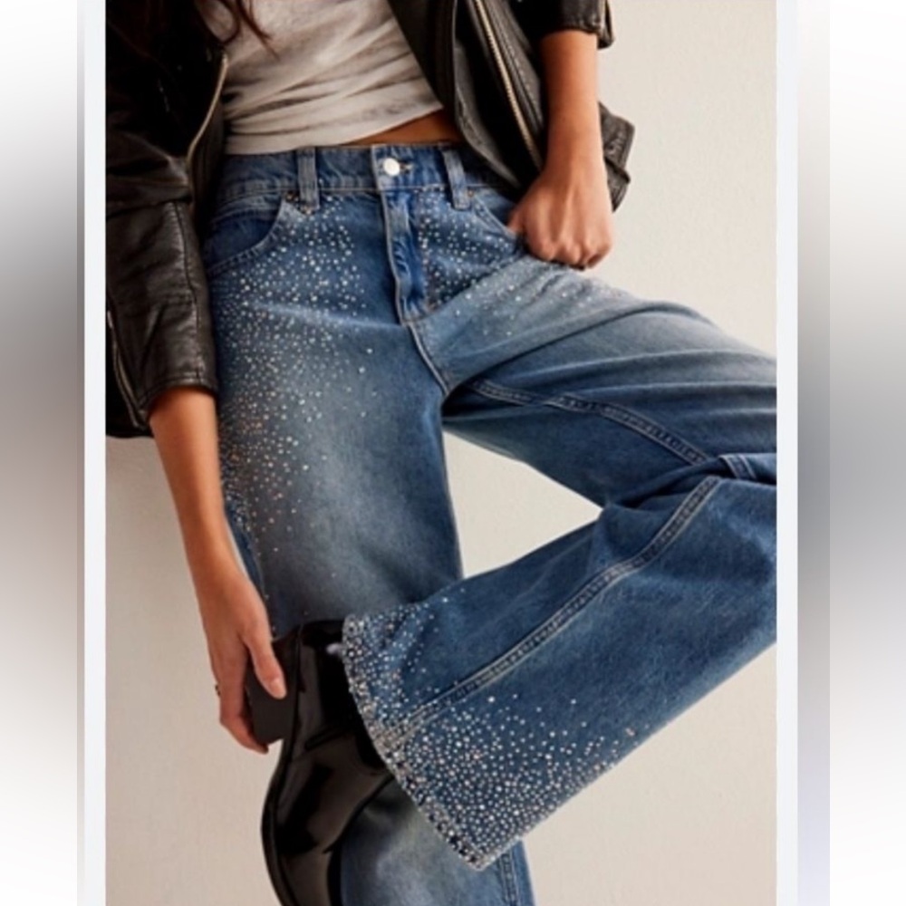 We The Free Tinsley Baggy Rhinestone Jeans 27